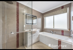 1 Clansman Close Hoppers Crossing image 