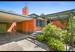 13 Highland Boulevard Ringwood