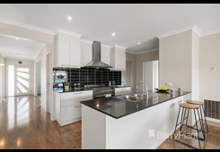 14 Springwood Terrace Manor Lakes image 