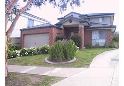 1/42 Woodside Drive Rowville