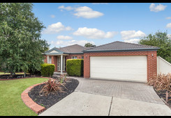 15 Olive Tree Court Kilmore