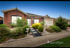 16 Eucumbene Road Manor Lakes image 