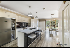 16 Stella Way Hoppers Crossing image 