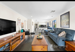 18 Barrus Grove Wyndham Vale image 