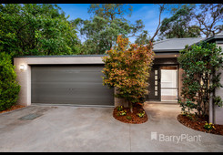 2/15 Paltarra Court Croydon