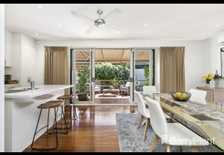 2/23 Ash Grove Caulfield