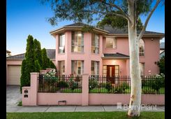 25 Derring Lane Cheltenham