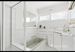 4 Thompson Court Werribee image 