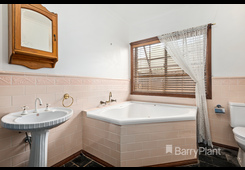 4 Warbler Close Werribee image 