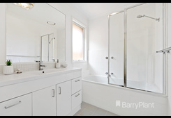 5 Howitt Court Werribee image 