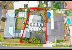 6 Foster Street Werribee image 