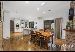 6 Foster Street Werribee image 