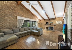 6 Foster Street Werribee image 