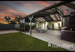 6 Foster Street Werribee image 