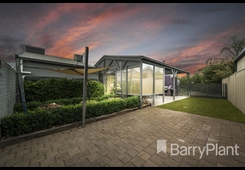 6 Foster Street Werribee image 