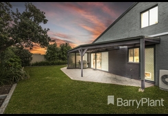 6 Foster Street Werribee image 