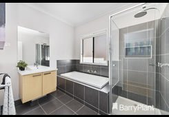 7 Abundant Street Werribee image 