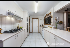 73 Wildflower Crescent Hoppers Crossing image 