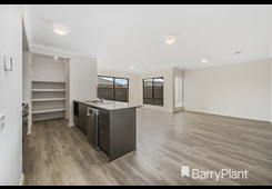 8 Stableford Street Werribee image 